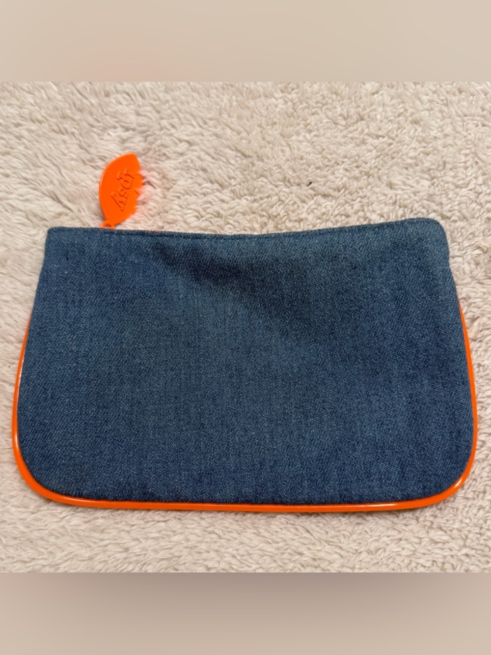 Ipsy Makeup Bag - Picture 2 of 3
